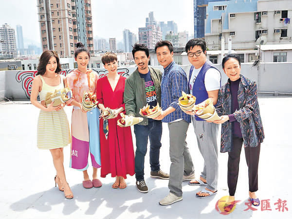 ■電影《三個綁匪七條心》開鏡拜神，演員伍詠薇、郭偉亮、余香凝、張建聲及陳婉衡等出席。