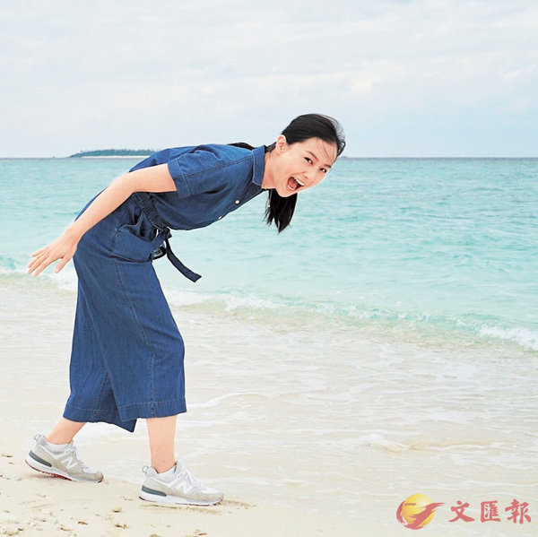 ■陳法拉飛到沖繩過聖誕。